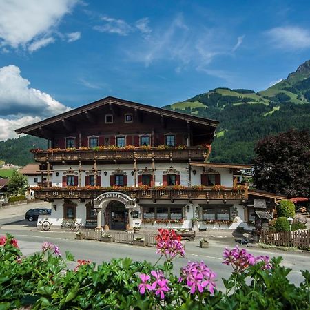 Kaiserhotel Neuwirt Оберндорф-ін-Тіроль Екстер'єр фото
