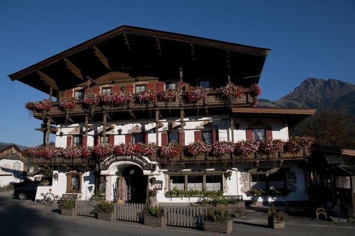 Kaiserhotel Neuwirt Оберндорф-ін-Тіроль Екстер'єр фото